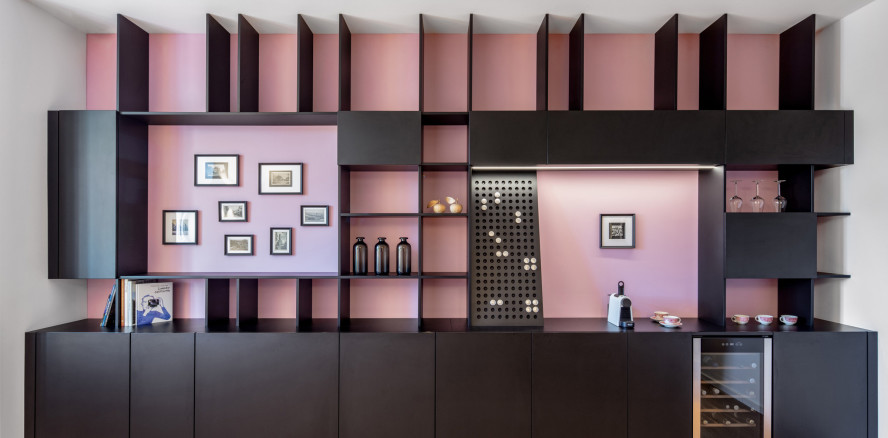 Bauen im Bestand: Vom Postamt zur oralchirurgischen Praxis