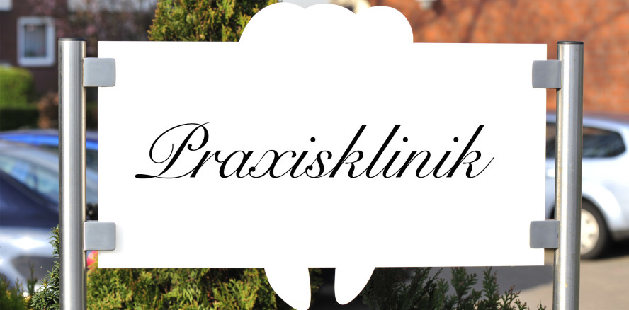 Urteil: Zahnarzt darf nicht mit „Praxisklinik“ werben
