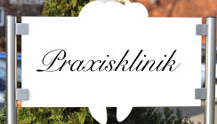 Urteil: Zahnarzt darf nicht mit „Praxisklinik“ werben