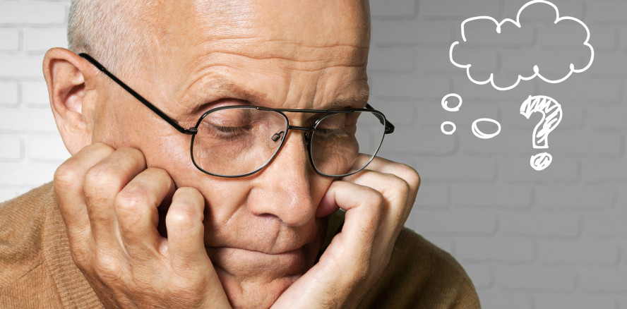 Mann vermisst Zahnersatz: Prothese steckt im Hals