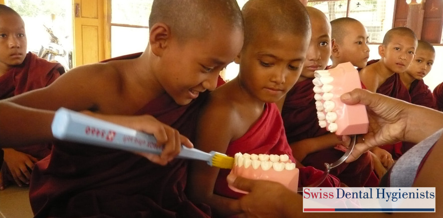 Von einem Koffer Zahnbürsten zur zahnmedizinischen Klinik