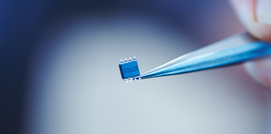 Parodontitis: Früherkennung durch Sensor im Mund