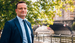 Minister Jens Spahn: „Dafür bin ich Ihnen sehr dankbar.“