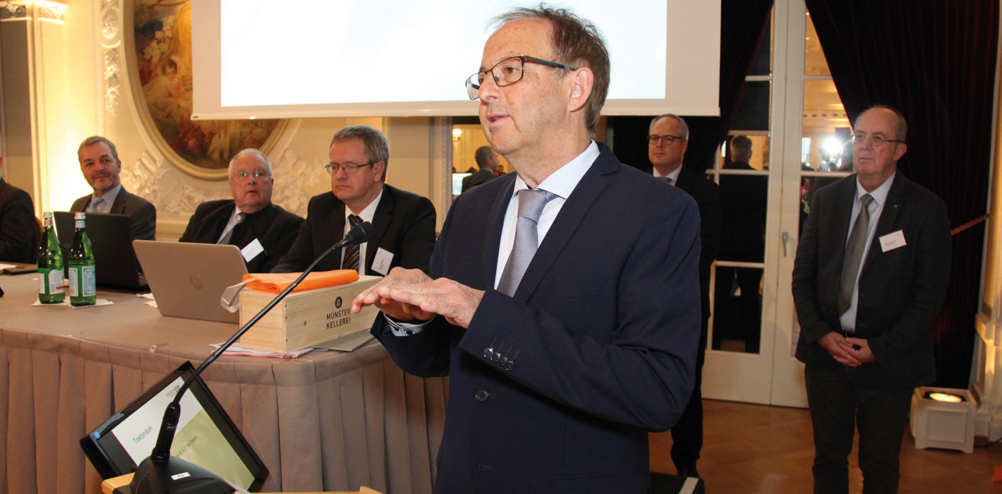 Prof. Dr. Adrian Lussi – Ehrenmitglied der SSO