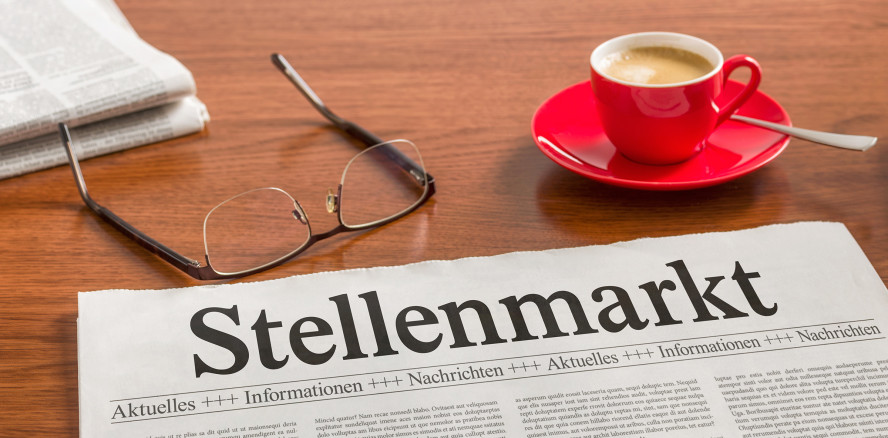 Bewerber mit Biss: Wie gestaltet man erfolgreiche Stellenanzeigen?