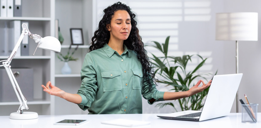 Stressfrei ins Jahresende: 6 Tipps für mehr Fokus und Entspannung