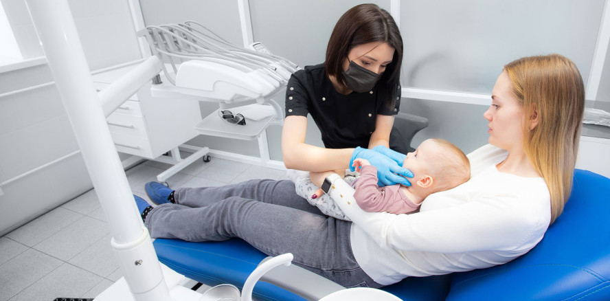 Gesund beginnt im Mund – von Anfang an!