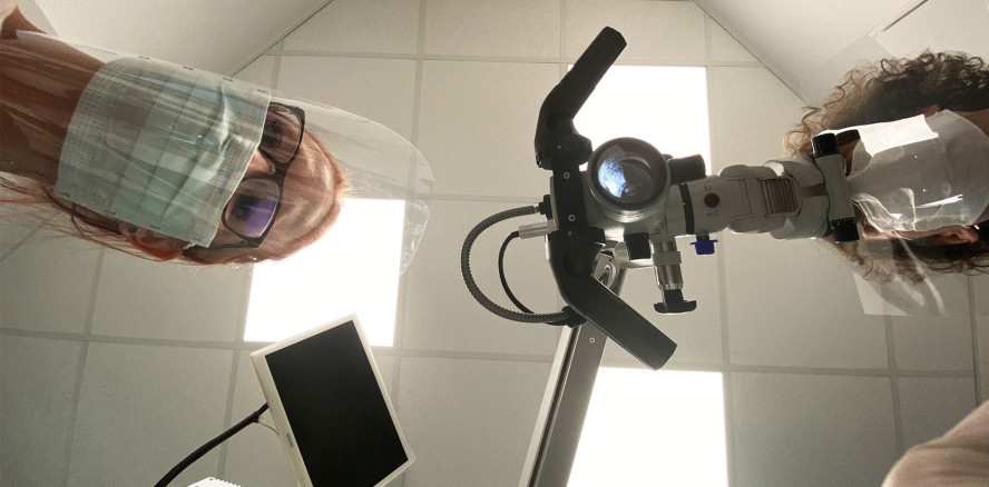 Kontaktlos durch die Praxis: „Corona-Angst? Nicht bei uns!“