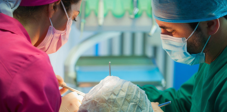 Tod nach Wurzelbehandlung: Jetzt auch Ermittlungen gegen Zahnärztin