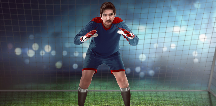 Fünf Tore in Folge: Elfmeter-Killer wehrt Schüsse mit dem Gesicht ab