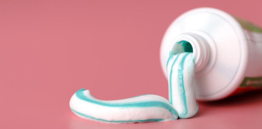 Risiko Triclosan: Osteoporose durch Zahnpasta?