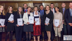 Erste Absolventen schließen Master in „Kinderzahnheilkunde“ ab