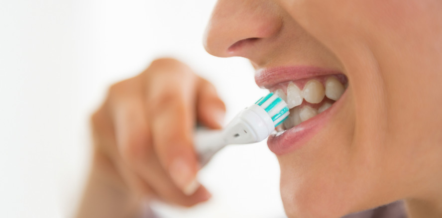 Warentest: Gute elektrische Zahnbürsten müssen nicht teuer sein