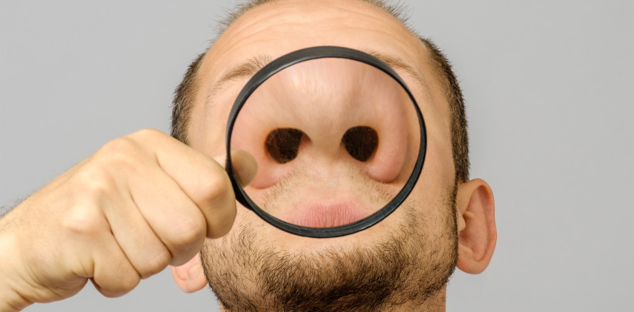 Undercover: Zahn bleibt 20 Jahre in der Nase unentdeckt