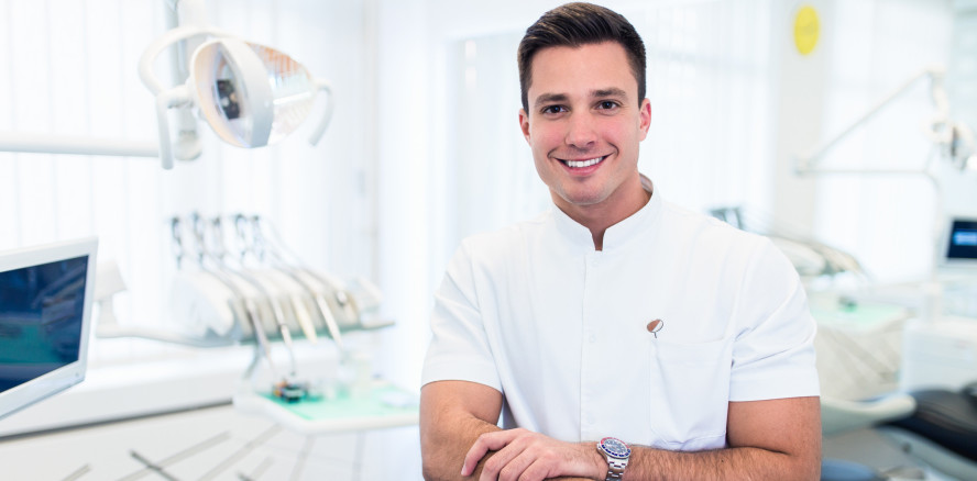 Jahrbuch 2018: Das Berufsbild Zahnarzt ist weiterhin attraktiv