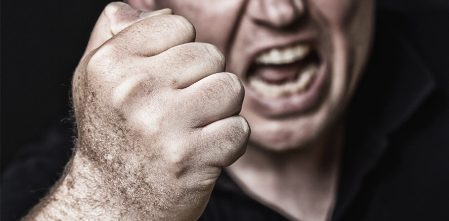 Zahnarztpraxis wird über ein Jahr von Patient terrorisiert