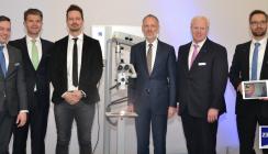 Neues ZEISS Mikroskop bringt Augmented Vision zur Zahnmedizin