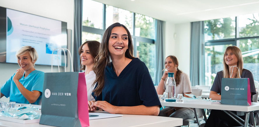 Dentalhandel im Wandel: zwischen Beständigkeit und Digitalisierung