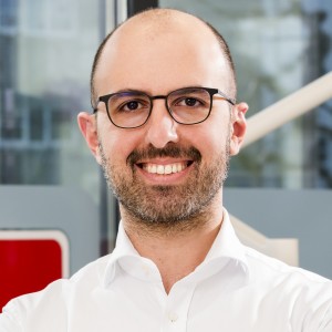 authorImage