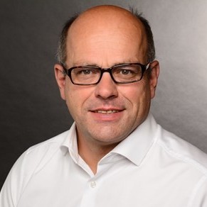 RA Michael Zach – ZWP online – das Nachrichtenportal für die Dentalbranche