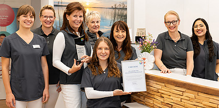 Zahnarztpraxis am Ring gewinnt ZFA-Award 2026 als „Praxisteam des Jahres“