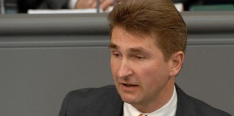 Pinkwart will Zusatzbeiträge stoppen