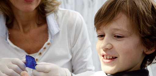 CMD: Behandlung bei Kindern und Jugendlichen