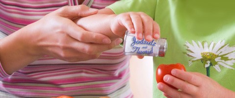 Fluoridprophylaxe für Säuglinge und Kinder weiterhin wichtig