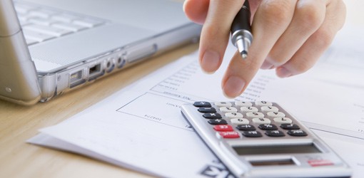 Kostenplan für Kieferregulierung genau prüfen