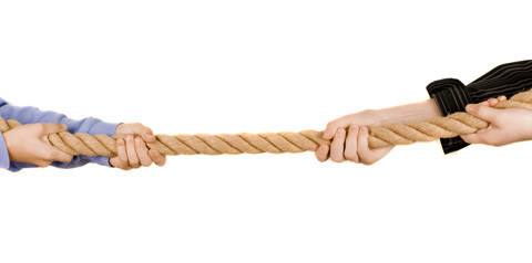 Heftiger Streit über Gesundheitsprämie entfacht