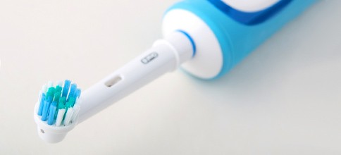 Systematische und gezielte Mundhygiene - ein Leben lang