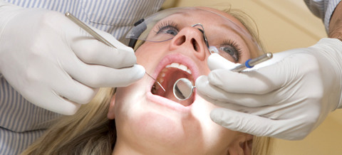 Implantat und regelmäßige Prophylaxe - ein Erfolgsteam