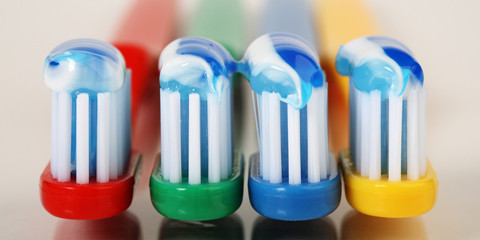 Sind weiche oder harte Zahnbürsten besser?