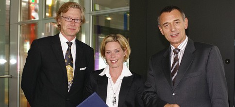 DGZMK und GSK verleihen Sensodyne®-Poster-Studien-Award