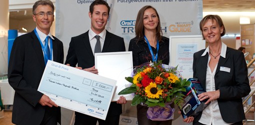 Zwei Sieger beim Oral-B Preis für klinische Präsentationen