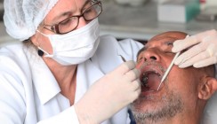 Mehr Prophylaxe, weniger Prothesen