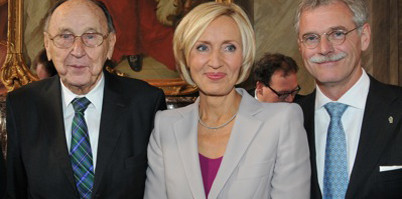 Hans-Dietrich Genscher erhält Apollonia-Preis 2012