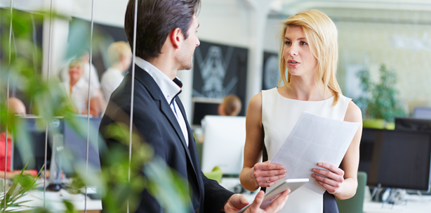 Arbeitgeber muss nach Jobende Arbeitspapiere sofort zurückgeben