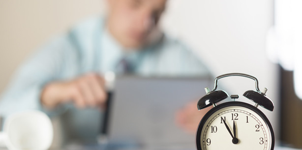 Lange Arbeitszeiten der Väter schaden Söhnen