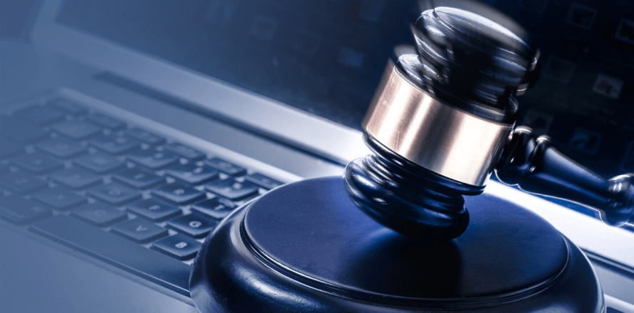 Negative Internetbewertung für Zahnarzt: Urteil heute erwartet