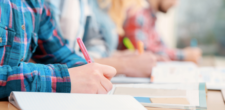 Top oder Flop: Fast 7.000 Studienanwärter schwitzen heute in Wien