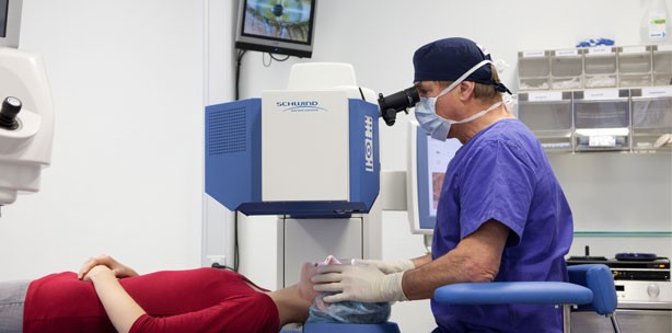 Augenlaserbehandlung in Hypnose oder Narkose für sensible Patienten