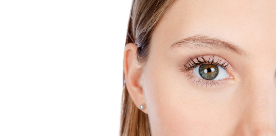 Zahnarztbesuch kostet junger Mutter ein Auge