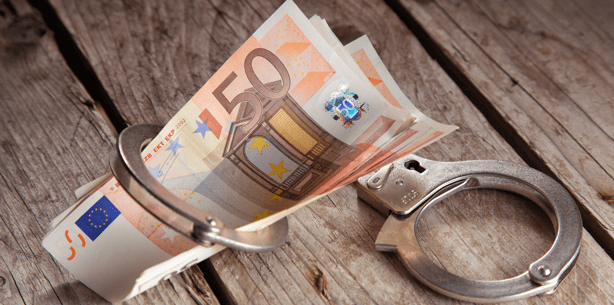 Gezielter Betrug? – Implantologe im Visier der Staatsanwaltschaft