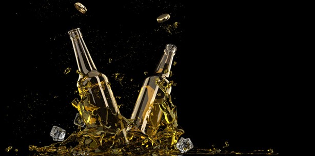 Mann schlug sich mit Flasche Zahnspitzen ab – Kein Arbeitsunfall