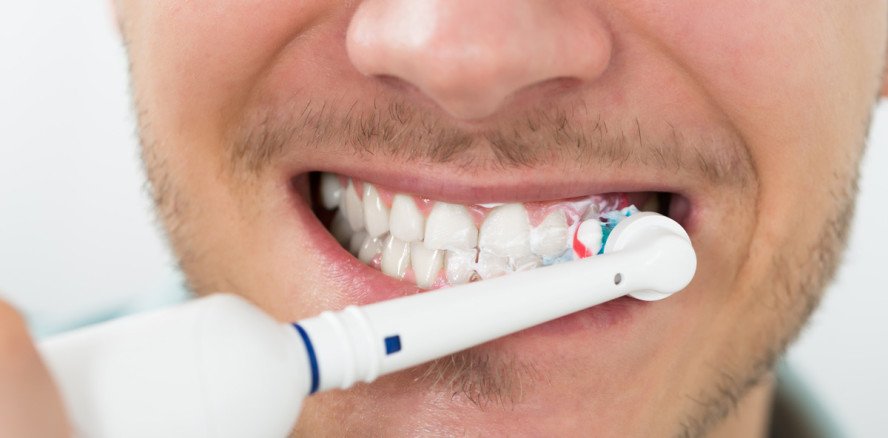 Neuartige Zahnbürste soll Mundkrebs erkennen