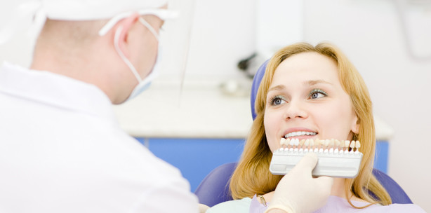 Bleaching: Eine Angelegenheit nur für den Zahnarzt