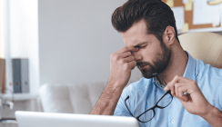 Arbeitgeber muss Kosten für Bildschirmbrille übernehmen