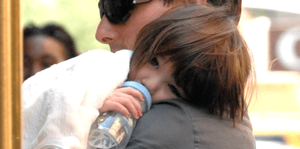 Promikind Suri Cruise: Kinderkrone durch schlechte Mundhygiene