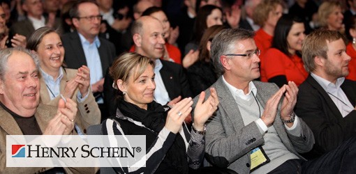 Dentalindustrie und Fachhandel im Austausch